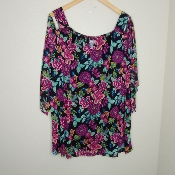 Catherines Black Floral Cold Shoulder Top Plus Size 2X - Picture 1 of 8